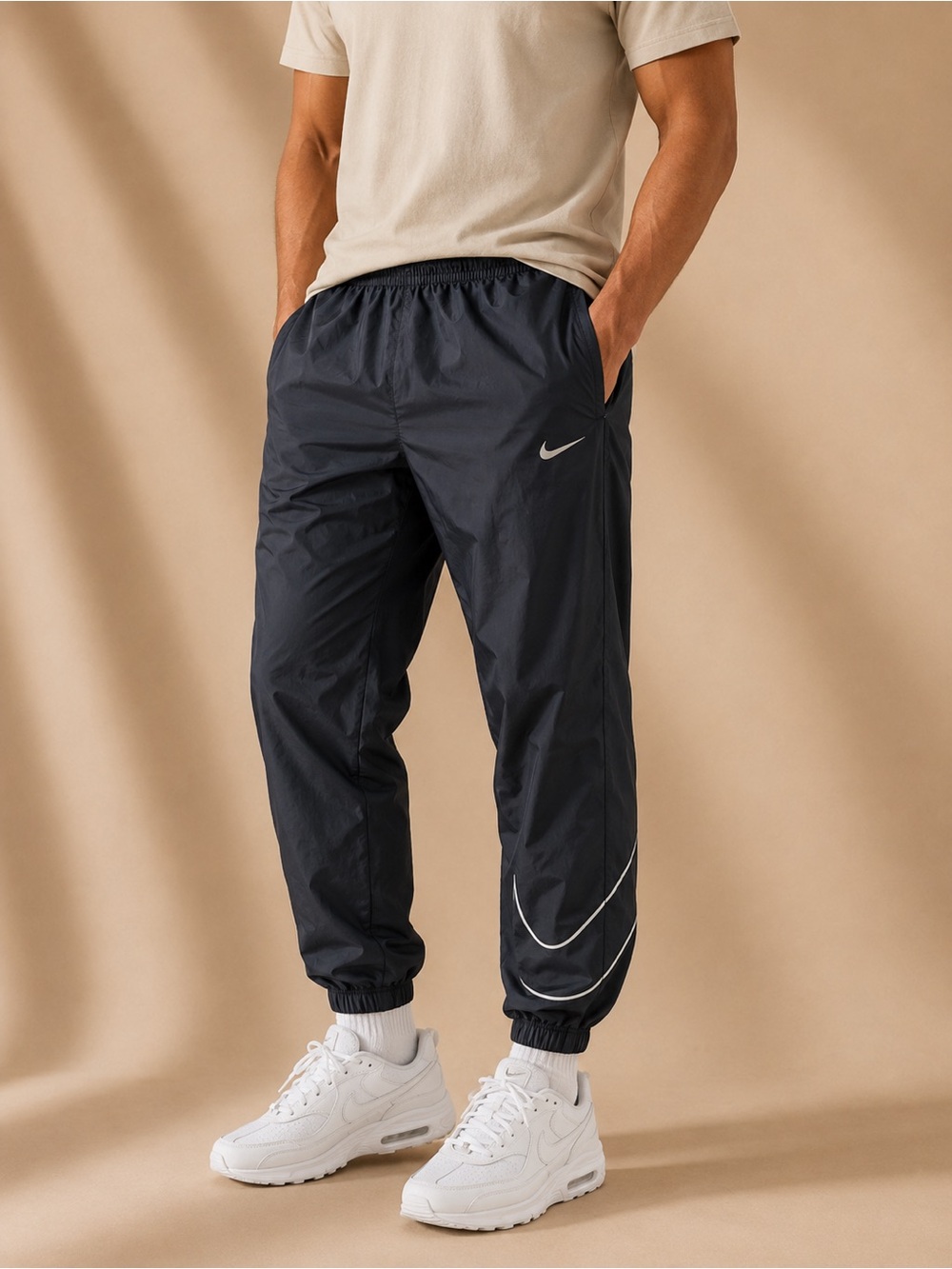 Nike SB Black Swoosh Track Pants Skateboarding Joggers Men’s Large